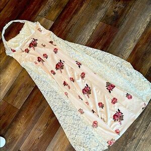 Flattering sexy dress nwot